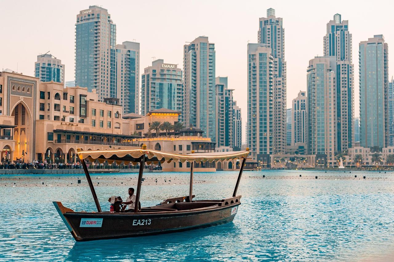 Marina walks & abra rides